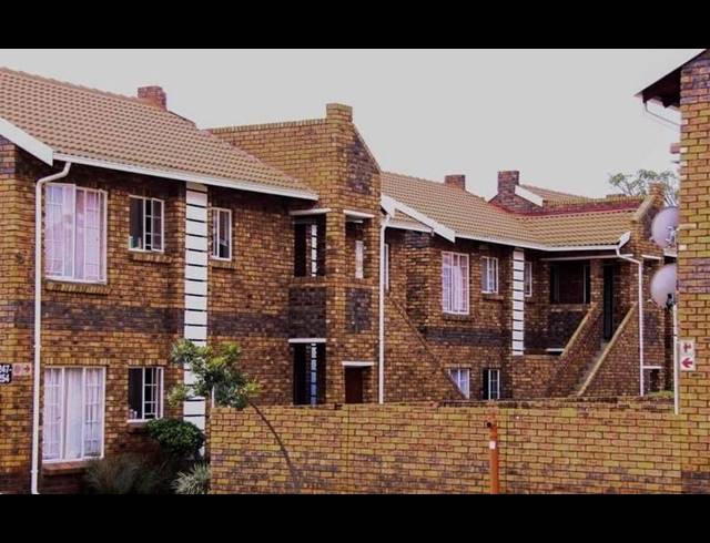 2 BEDROOM APARTMENT FOR SALE IN CLARINA